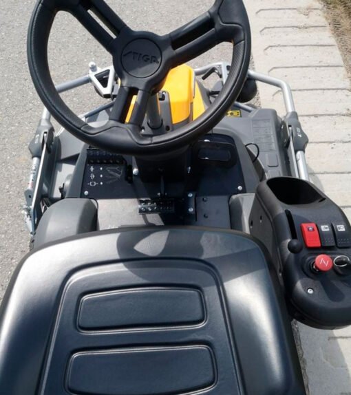 Rider Cortacésped de corte frontal 4x4 Stiga Park 700 WX + Combi PRO 110 Q Plus 110cm 586cc 20HP - Imagen 3